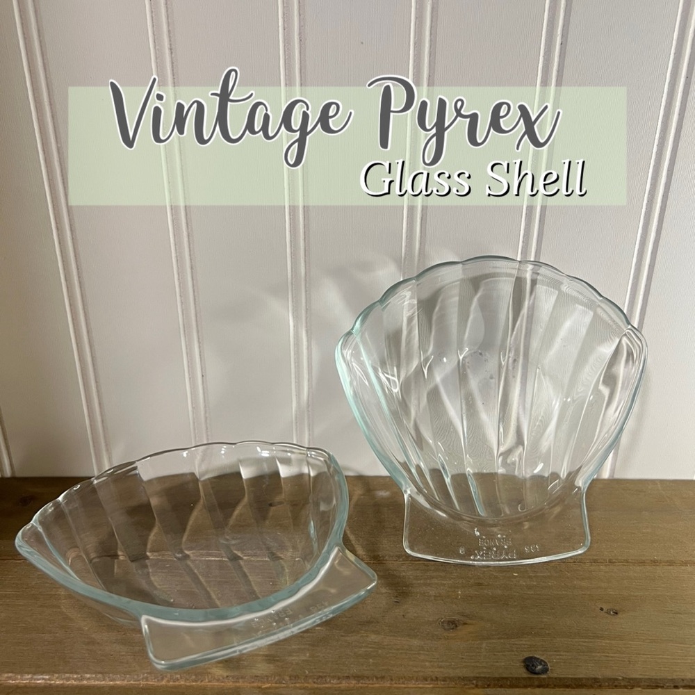 Vintage Pyrex Shell Dish Set